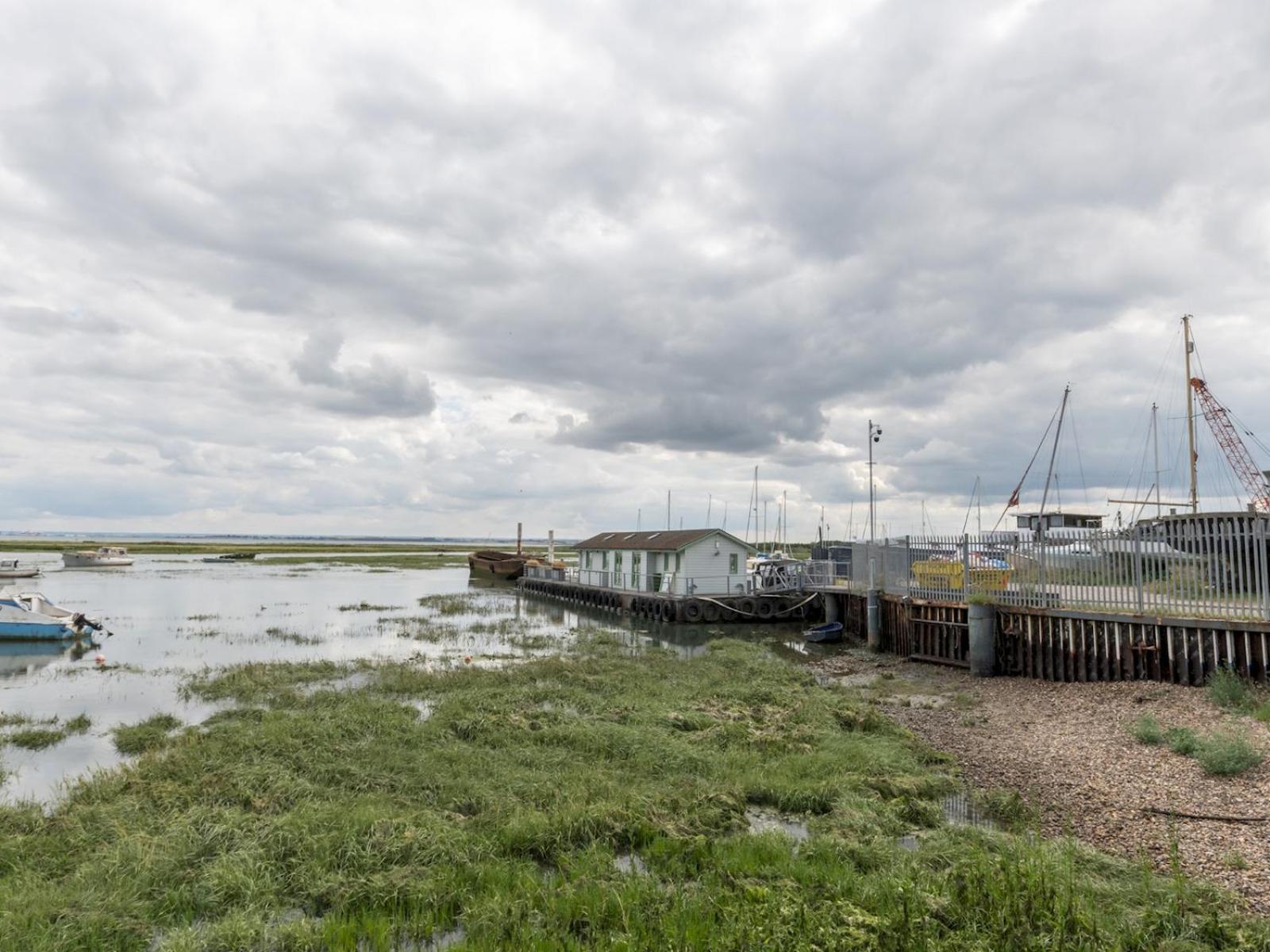 Vila Pass The Keys The Pontoon Southend-on-Sea Exteriér fotografie